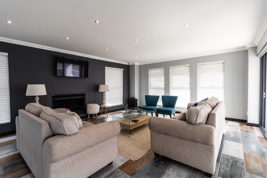 4 Bedroom Property for Sale in Calypso Beach Western Cape